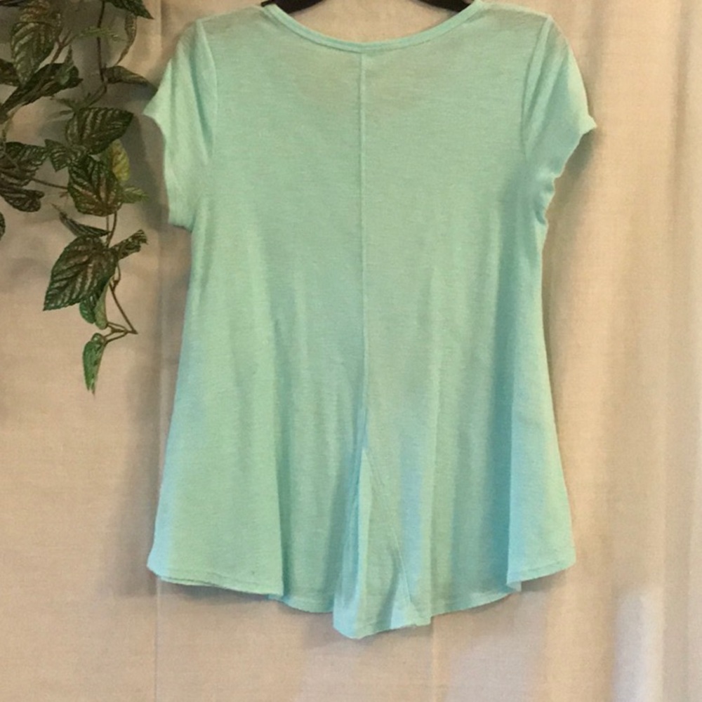 Top - Picture 2 of 4